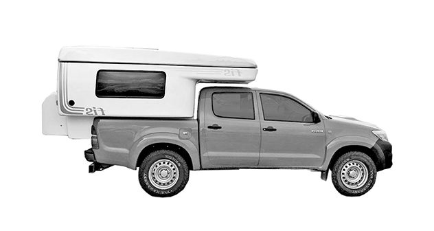 Camper Toyota Hilux o similar | Manual | 4×4 | Duermen 3