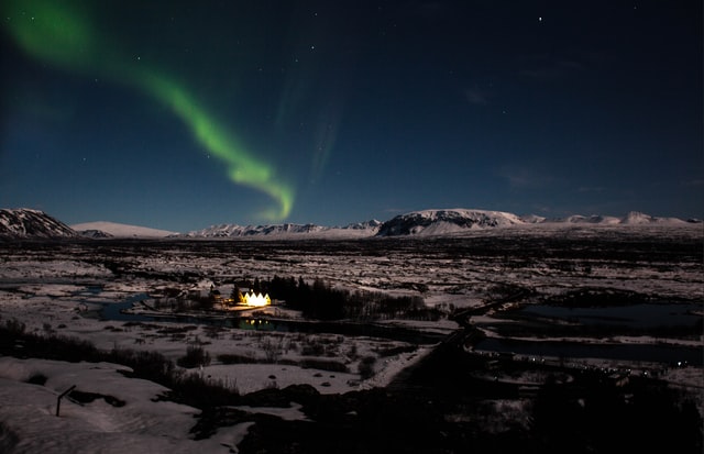 Observer les aurores boréales dans le parc national de Þingvellir