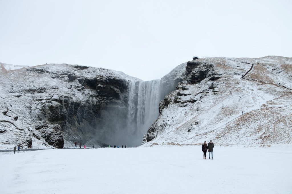 skogafoss en hiver en Islande 