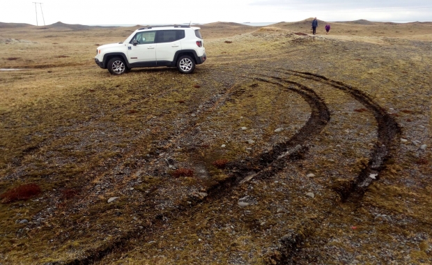 violation des lois sur la conduite hors-route en Islande