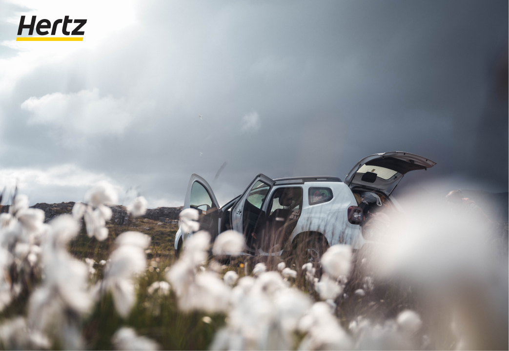 Alquila un coche 4x4 si viajas en un grupo de tres o más personas.