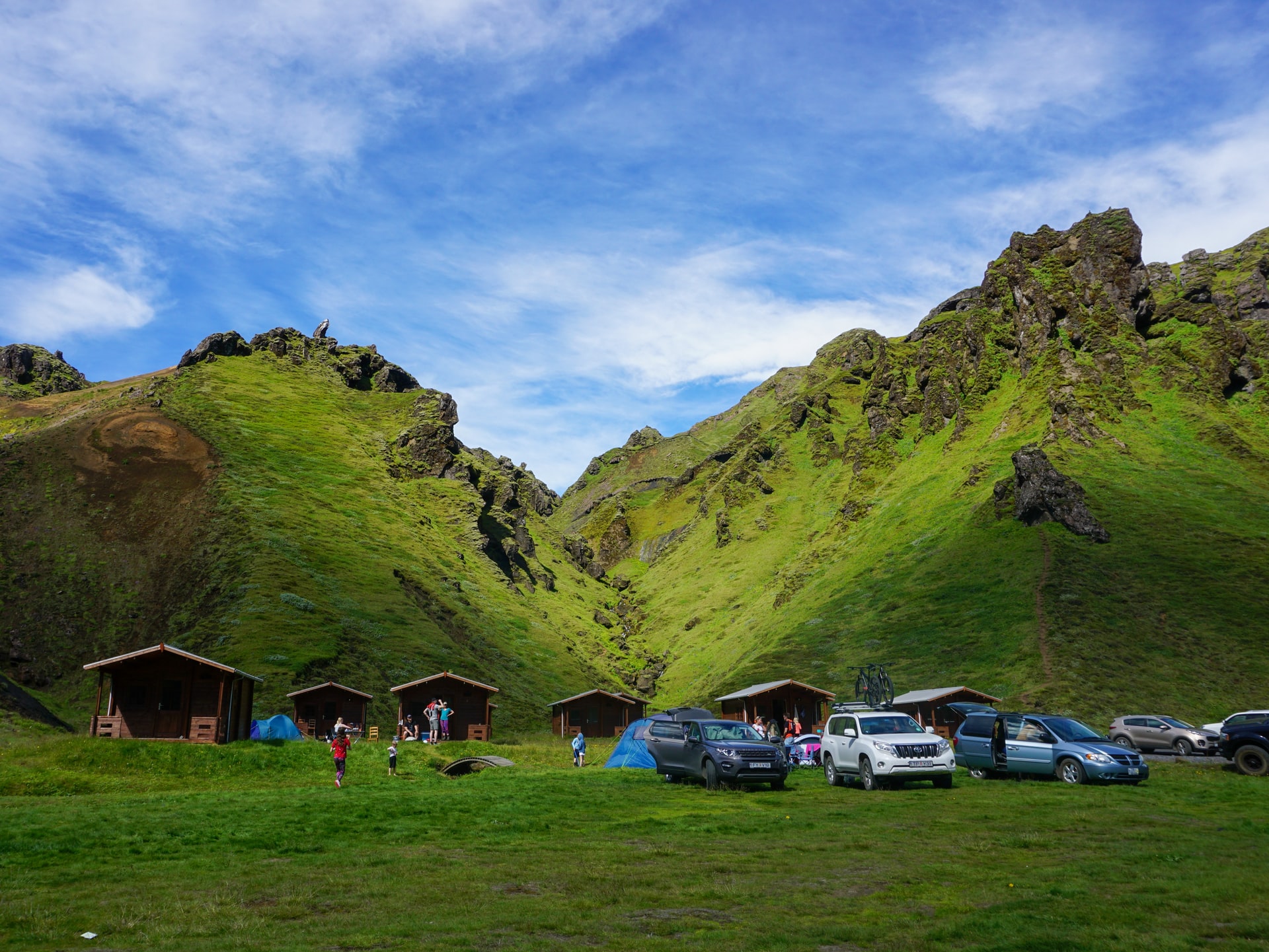 El verano es la mejor época del año para acampar en Islandia.