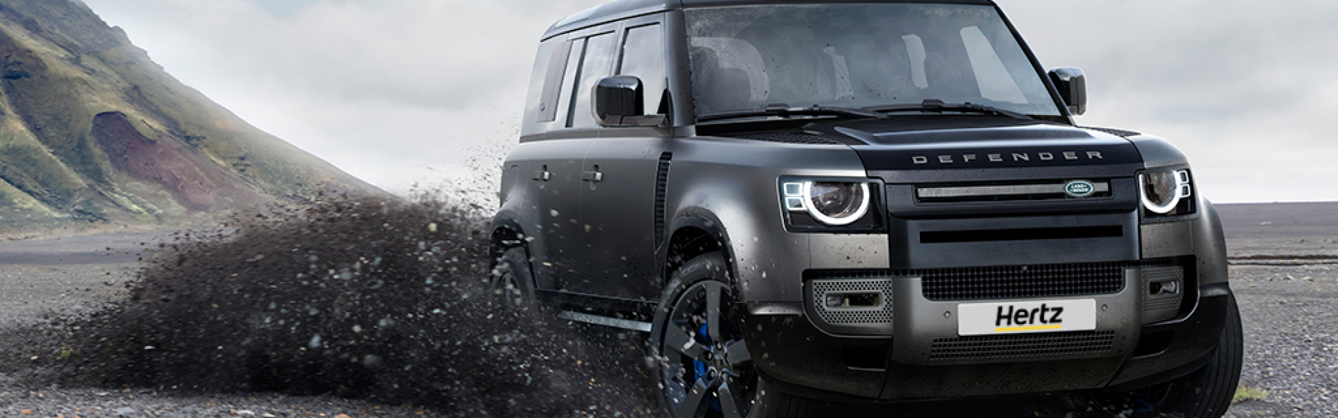 Alquila un Land Rover Defender nuevo en Islandia.