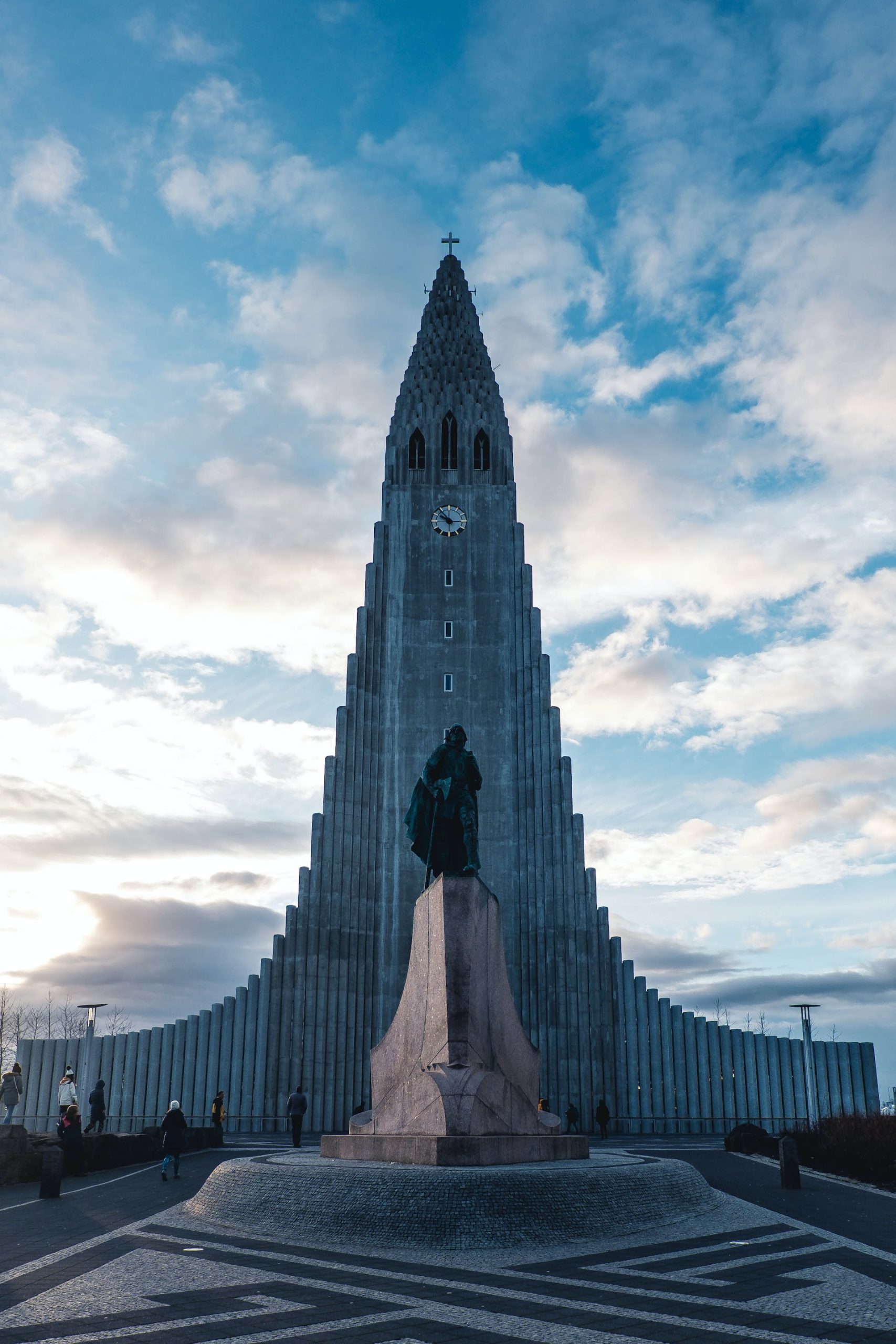 Hallgrimskirkja es la iglesia más alta de Islandia.