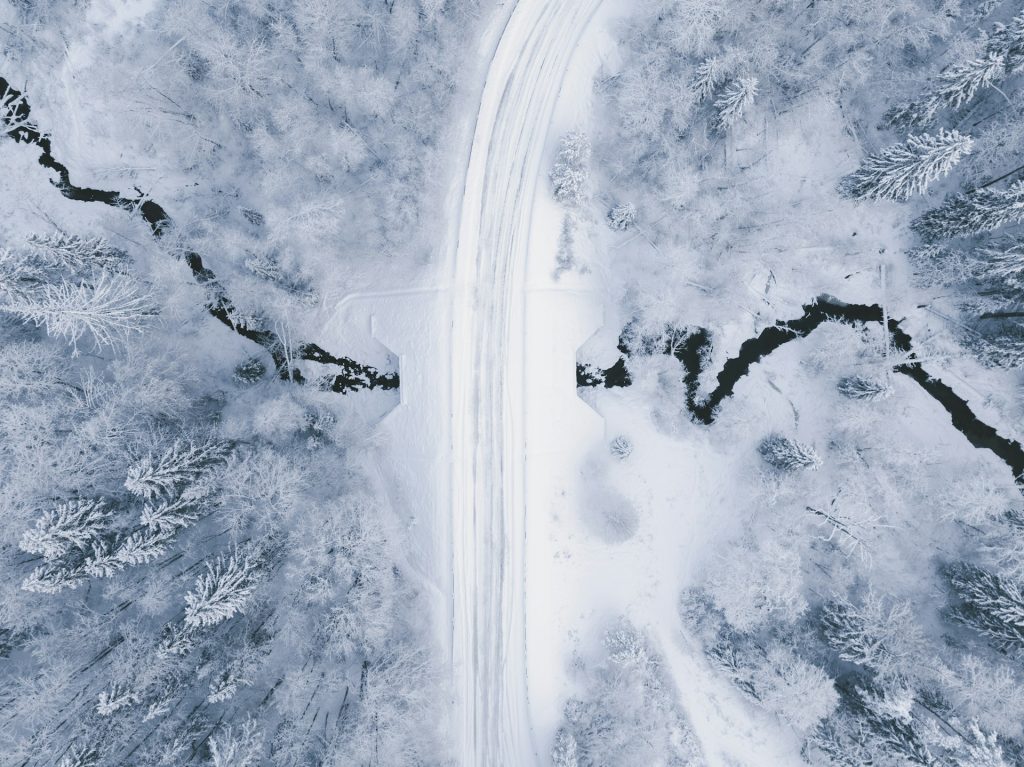 winter driving in Iceland