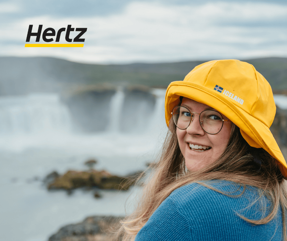 visit the North Iceland's famous waterfall Godafoss