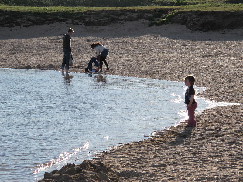 visit the Iceland beach with family