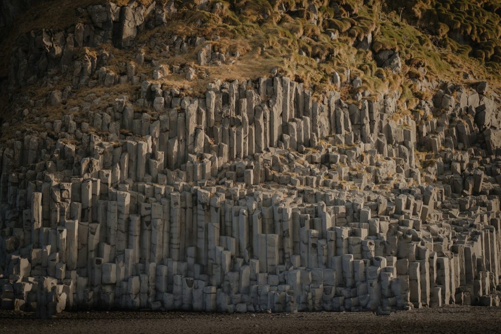 where are the best places to see basalt columns in Iceland