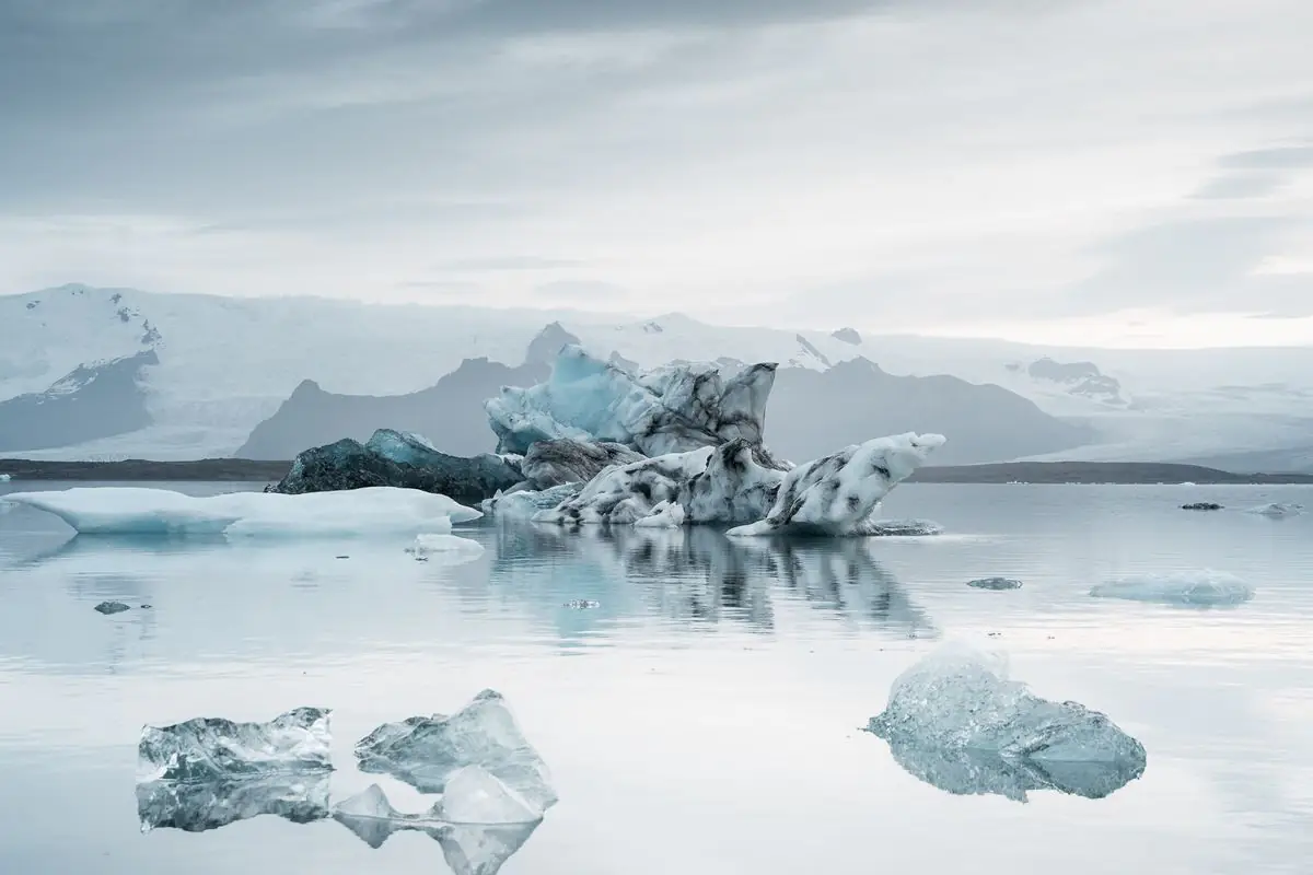 Jökulsárlón glacier lagoon in winter